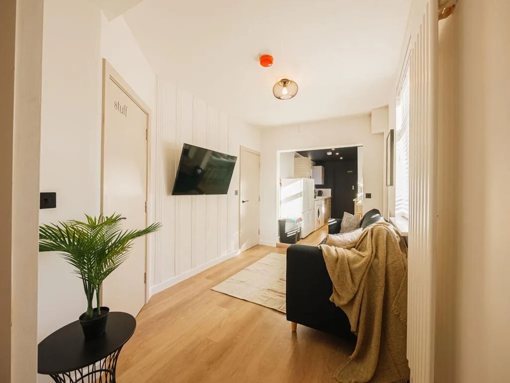 1 bedroom house of multiple occupation for rent