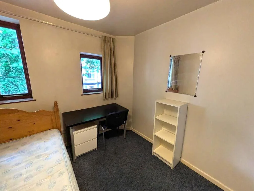 4 bedroom terraced house for rent