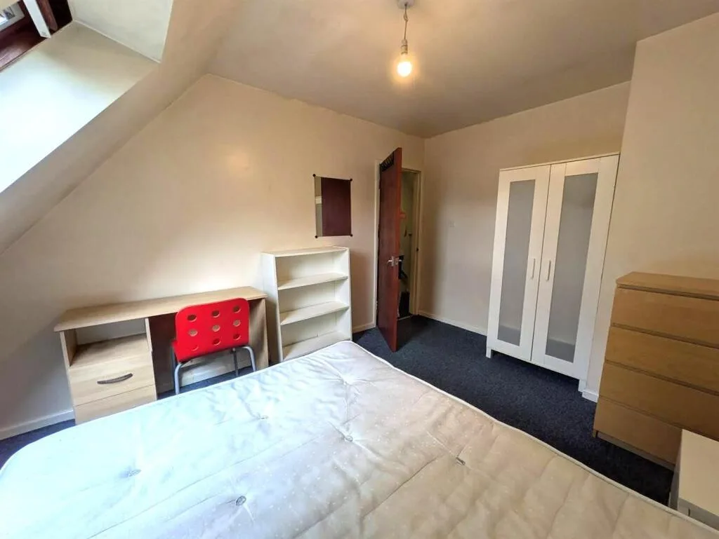 4 bedroom terraced house for rent
