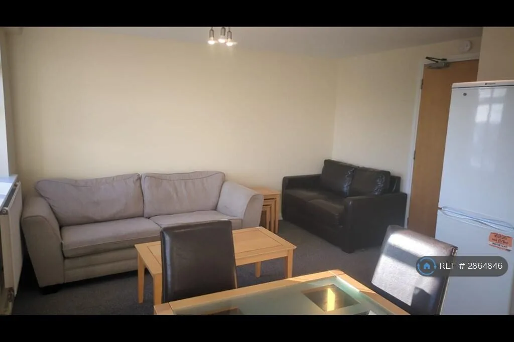 1 bedroom flat share for rent