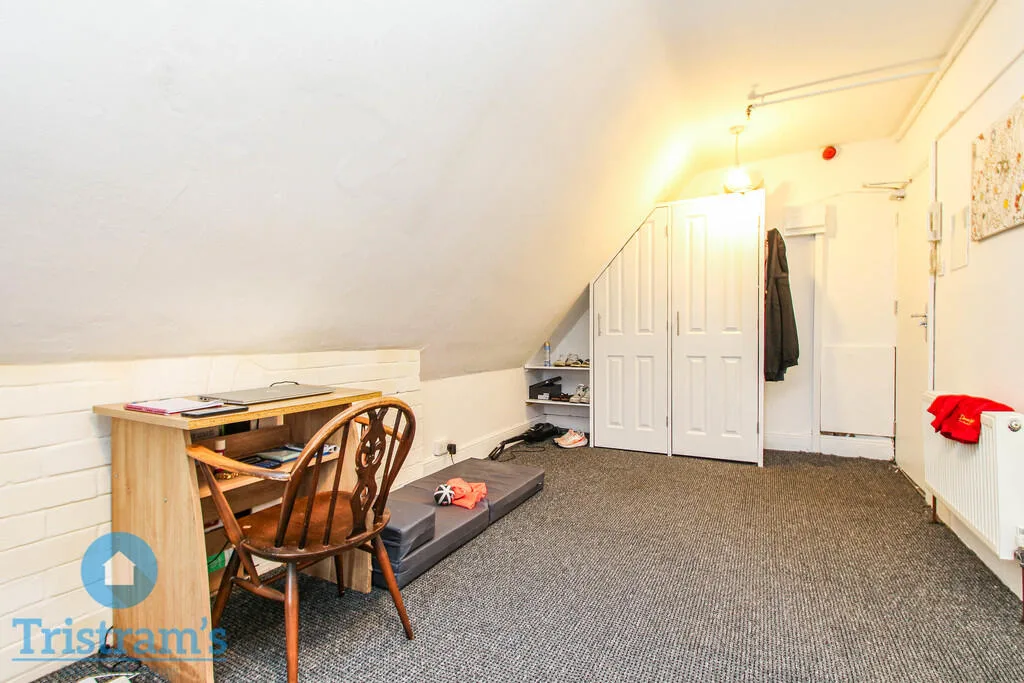 1 bedroom detached house for rent