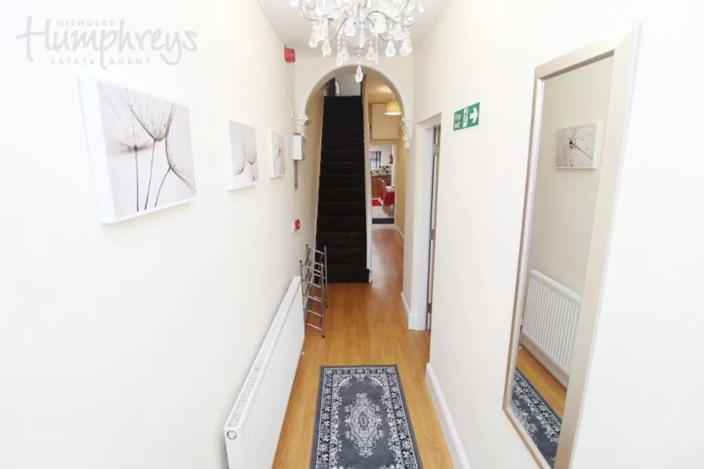 1 bedroom house share for rent