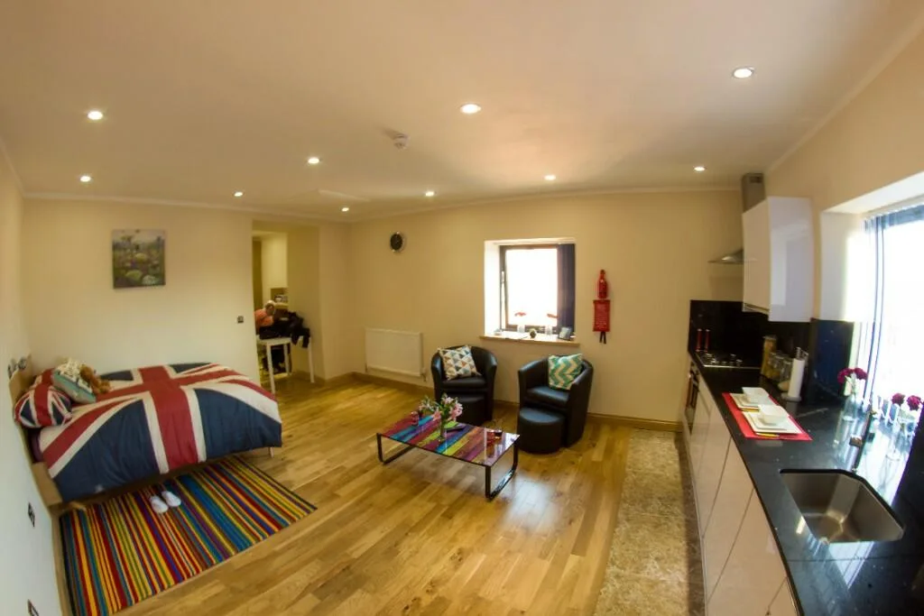 1 bedroom private hall for rent