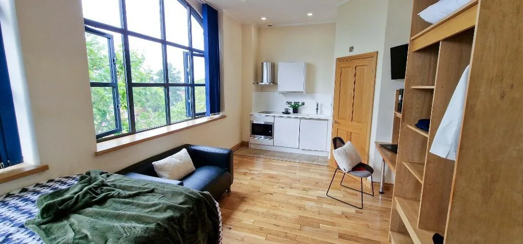 1 bedroom private hall for rent