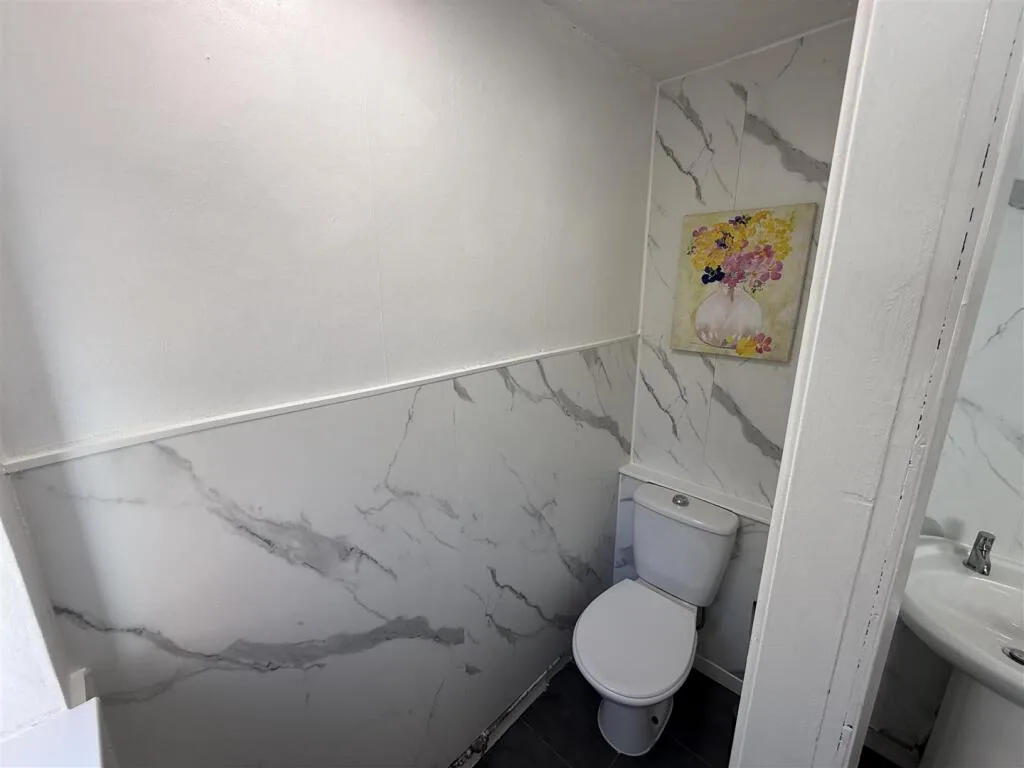 2 bedroom terraced house for rent