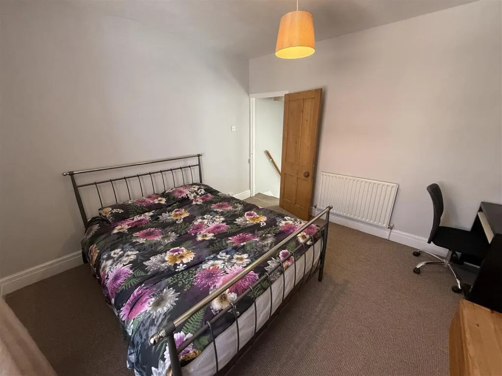 2 bedroom terraced house for rent