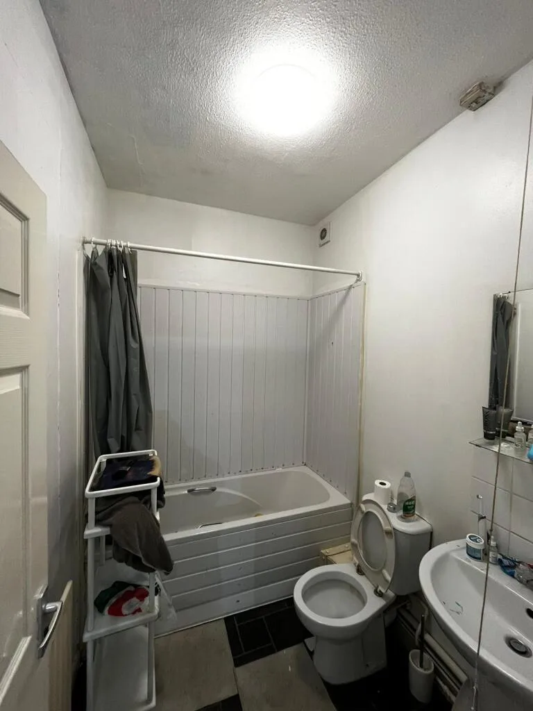 2 bedroom house for rent