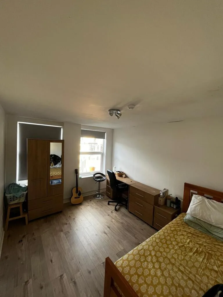 2 bedroom house for rent