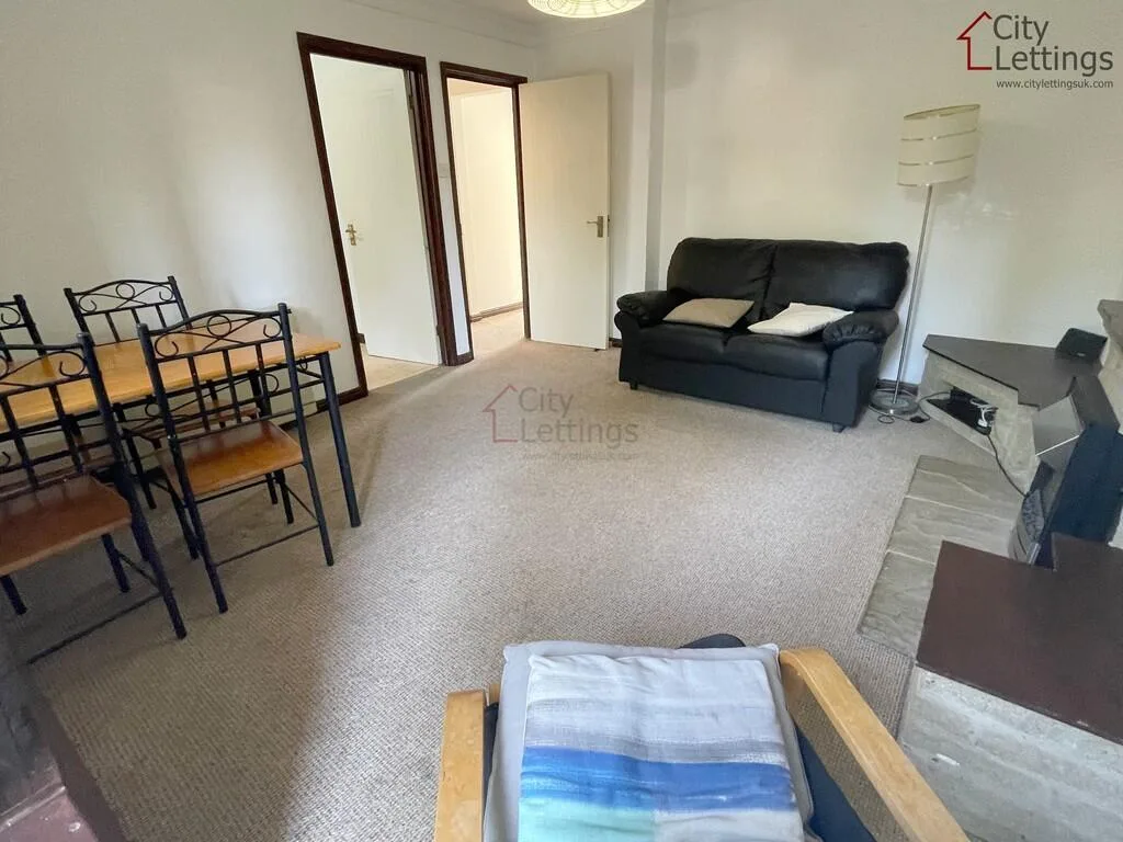2 bedroom ground floor flat for rent