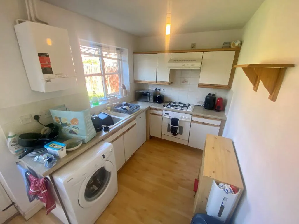 2 bedroom semi-detached house for rent