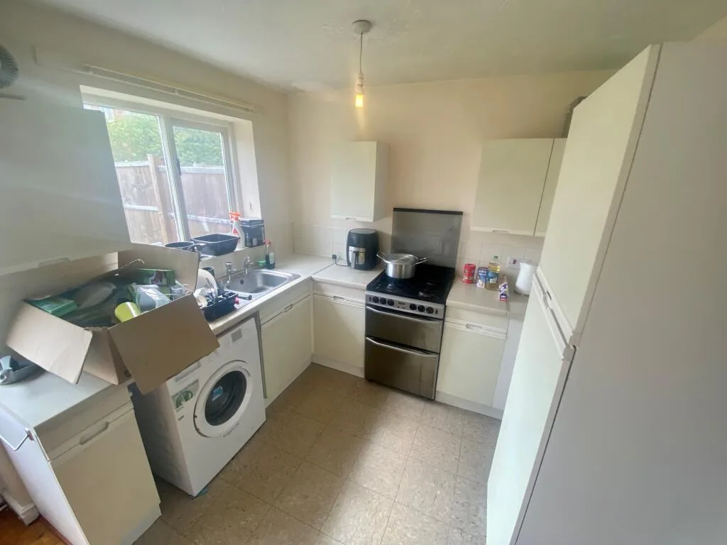 2 bedroom semi-detached house for rent