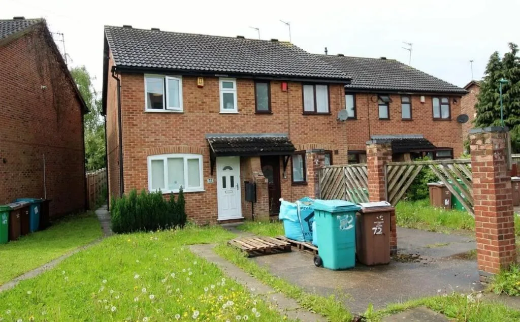 3 bedroom semi-detached house for rent