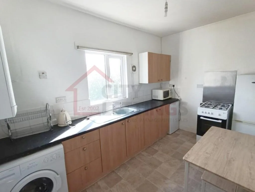 3 bedroom flat for rent