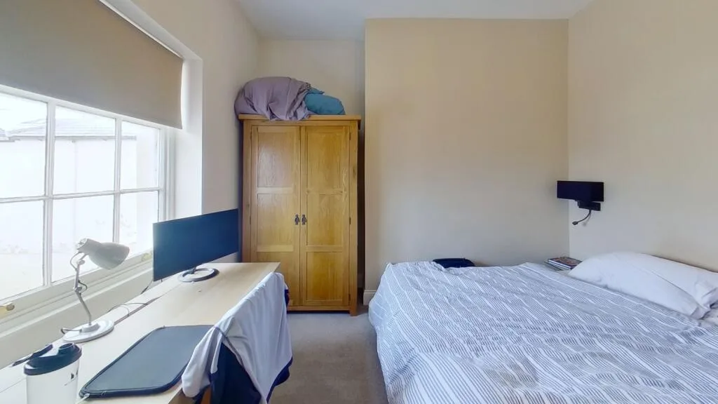 2 bedroom duplex for rent