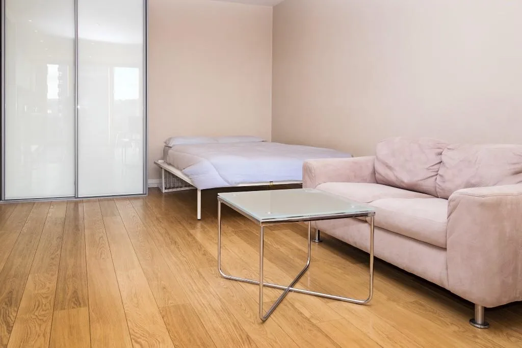 Studio flat for rent