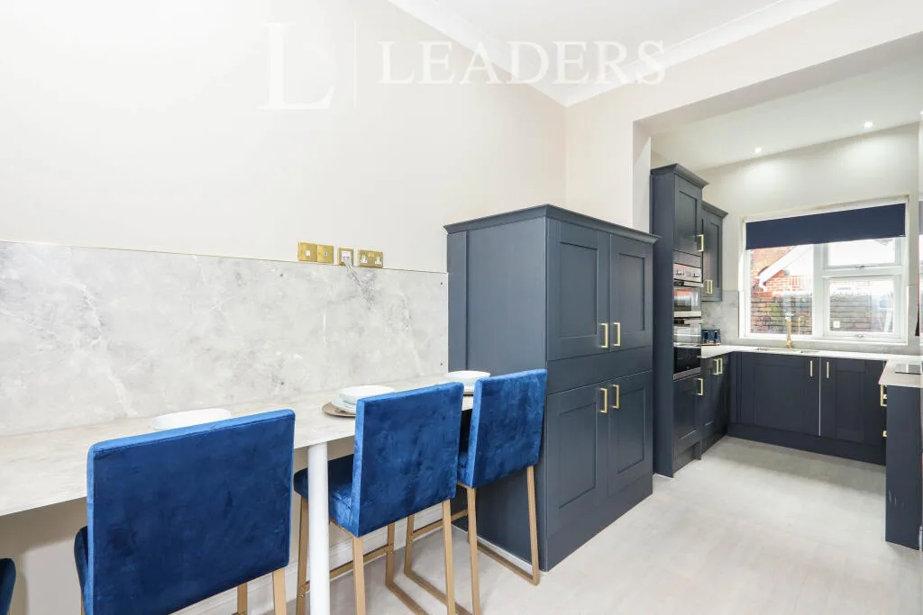 1 bedroom house share for rent