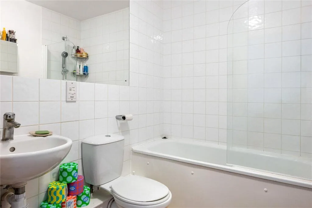 2 bedroom duplex for rent