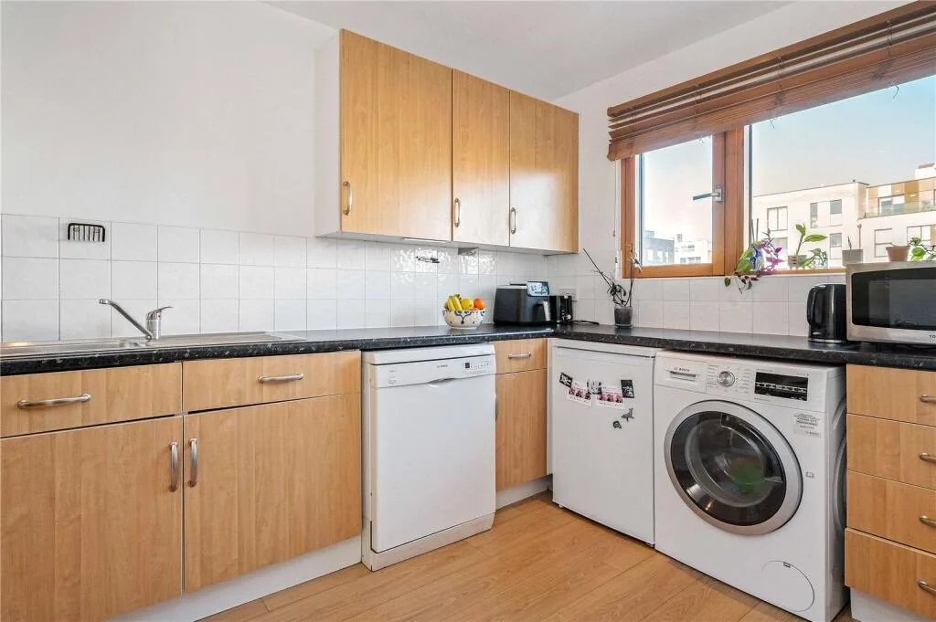 2 bedroom duplex for rent