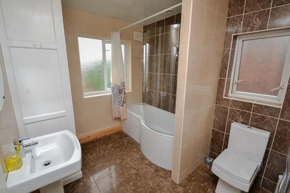 4 bedroom detached house for rent