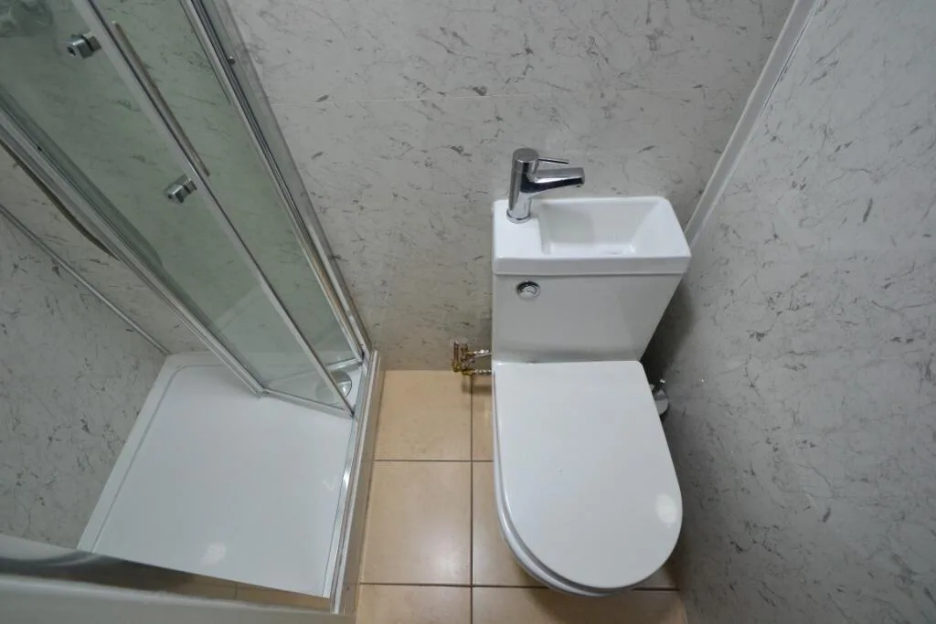 3 bedroom semi-detached house for rent