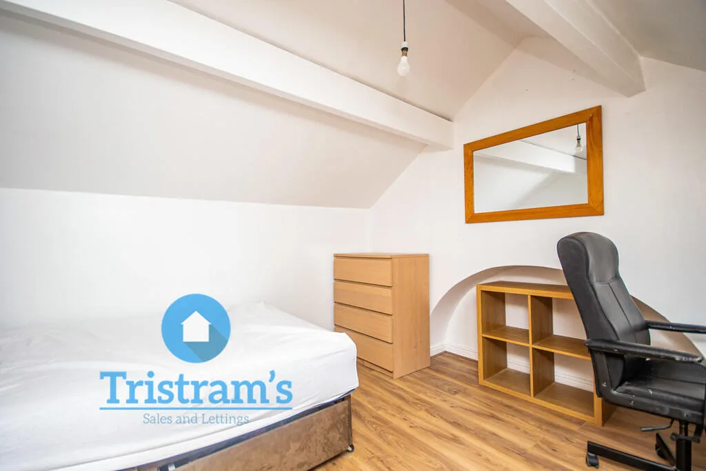1 bedroom house share for rent