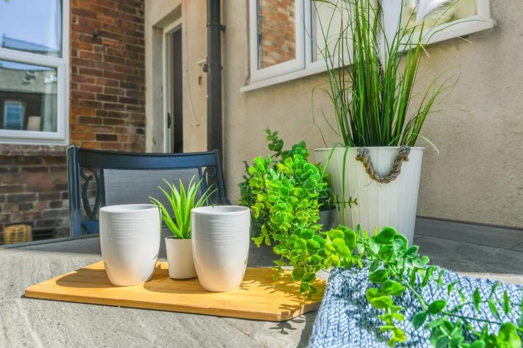 1 bedroom house share for rent