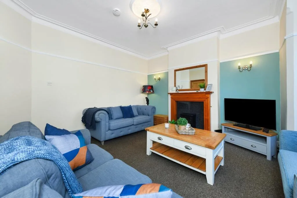 1 bedroom house share for rent