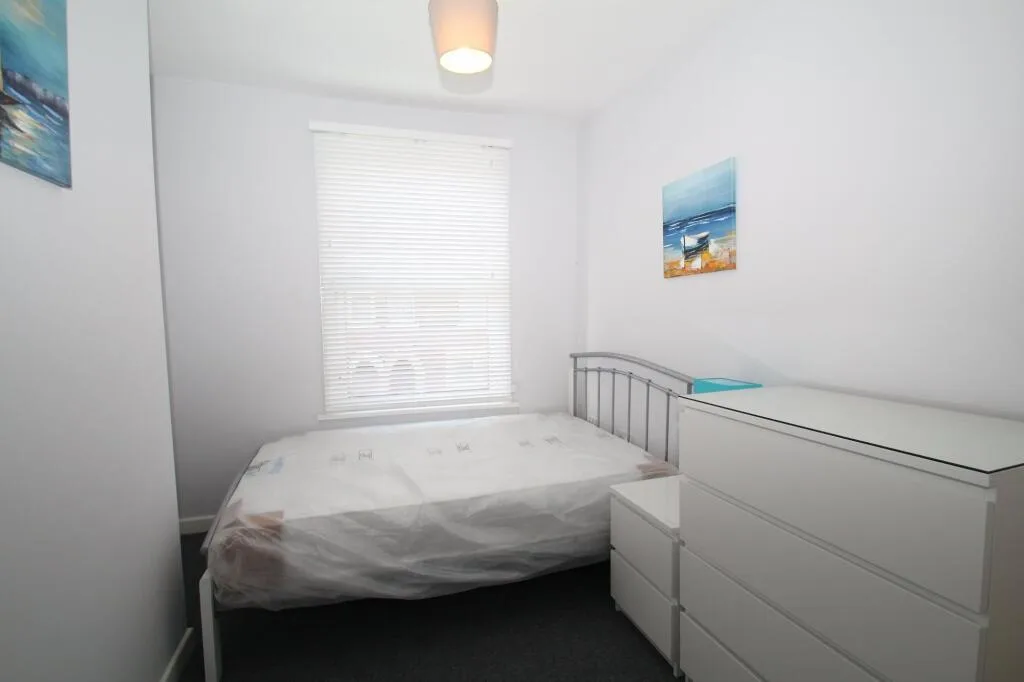1 bedroom house of multiple occupation for rent