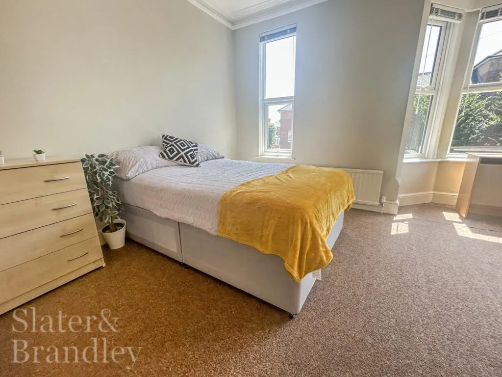 1 bedroom house share for rent