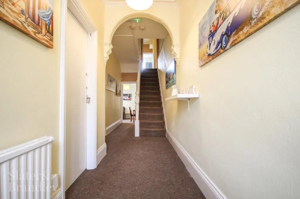 1 bedroom house share for rent