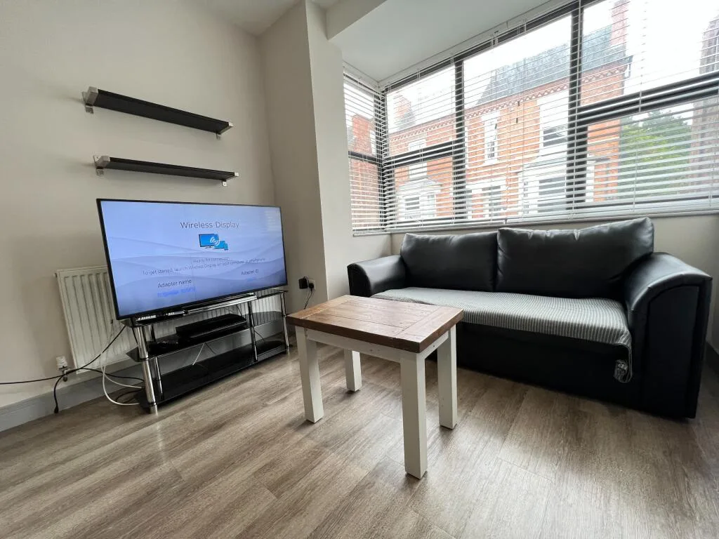 2 bedroom apartment for rent