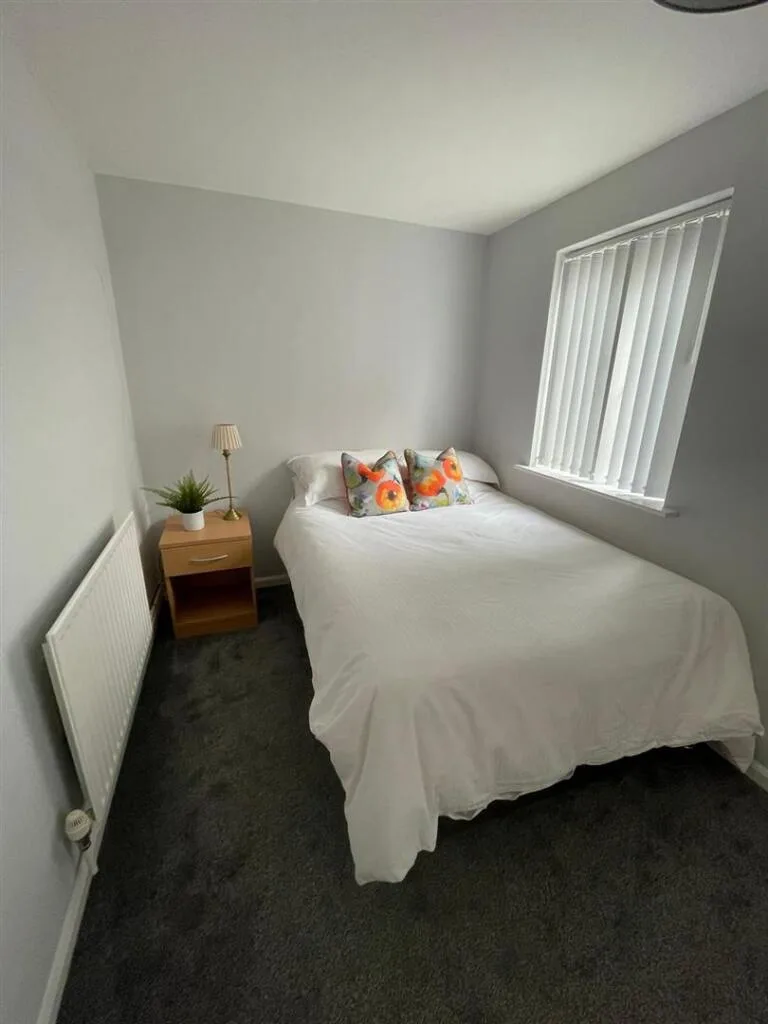 5 bedroom apartment for rent