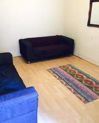 6 bedroom house for rent