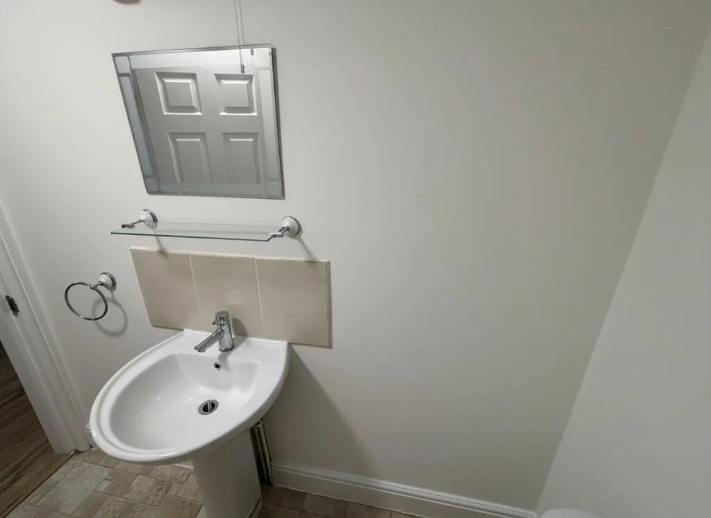 6 bedroom house for rent