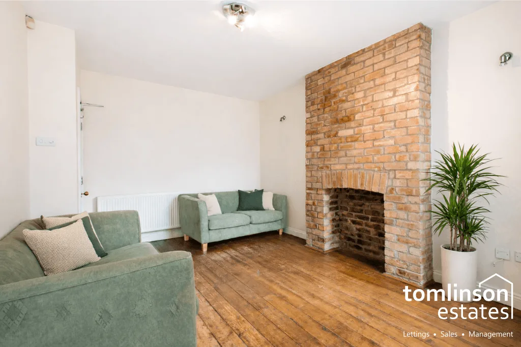 6 bedroom terraced house for rent