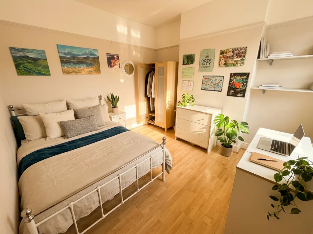 6 bedroom house for rent