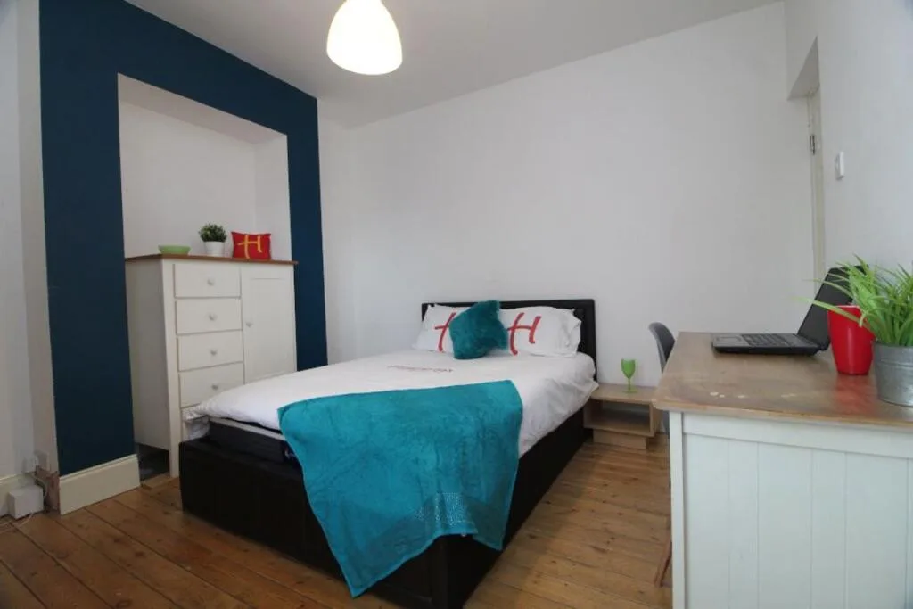 1 bedroom house share for rent