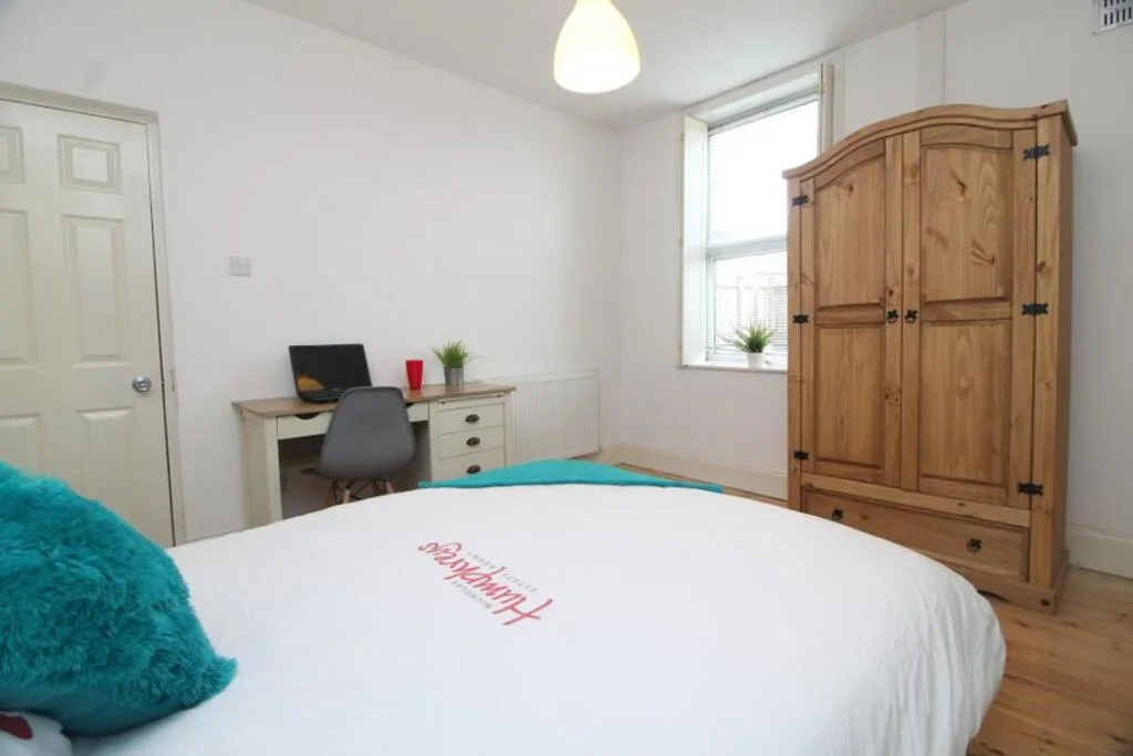 1 bedroom house share for rent
