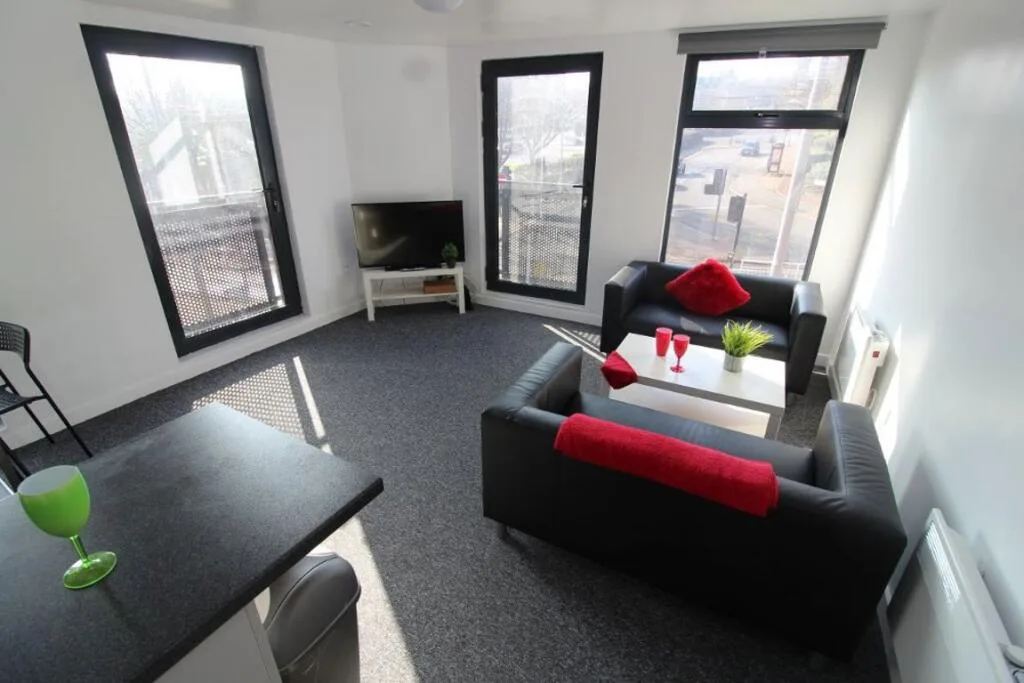 1 bedroom house share for rent