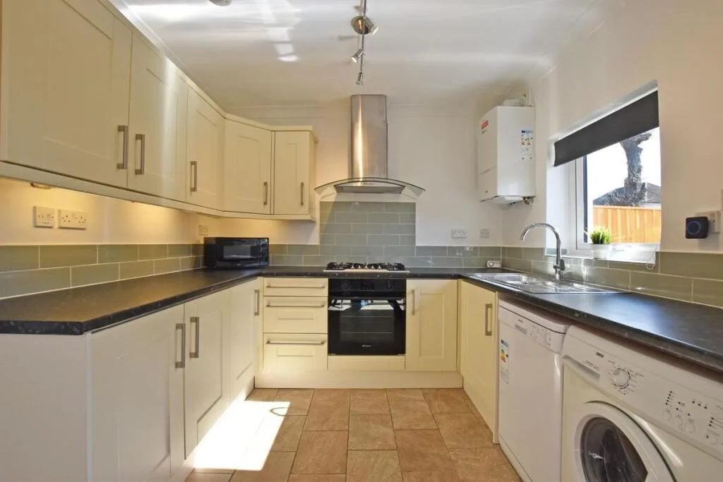 4 bedroom house for rent