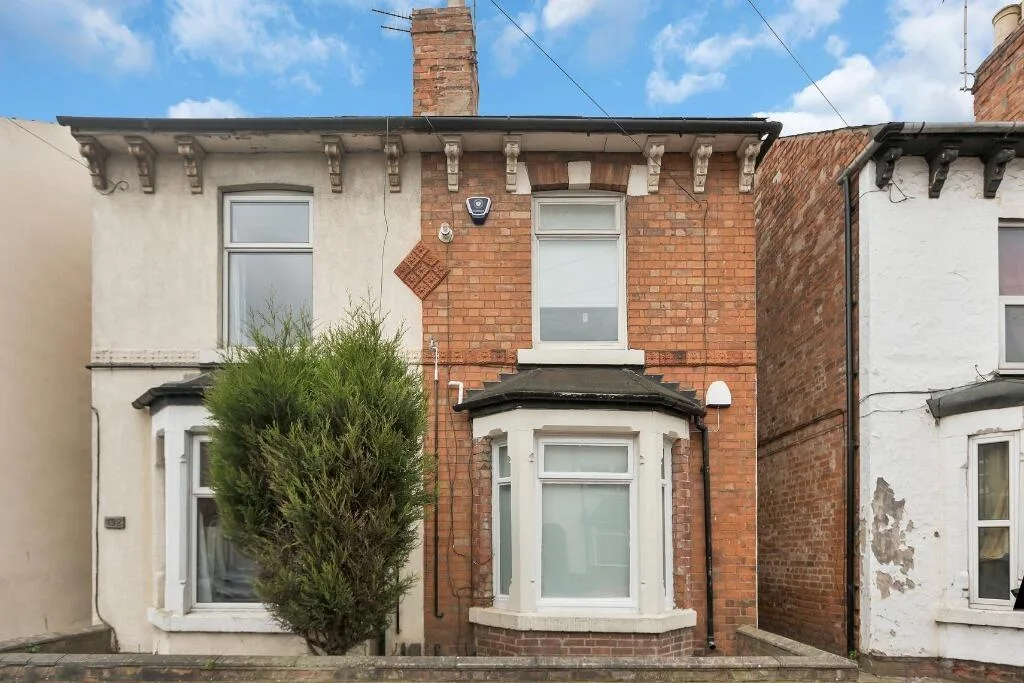 4 bedroom house for rent