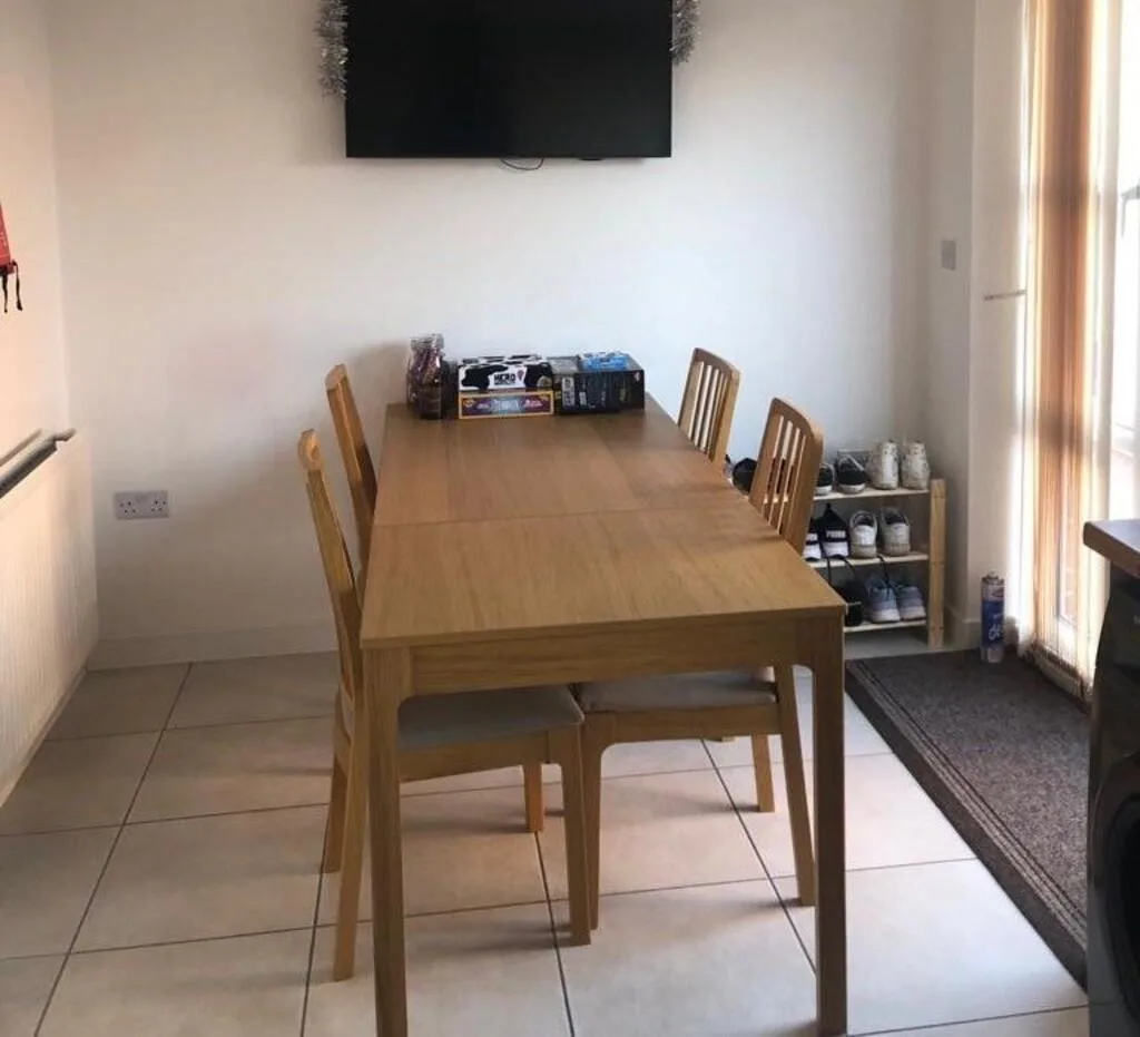 1 bedroom semi-detached house for rent