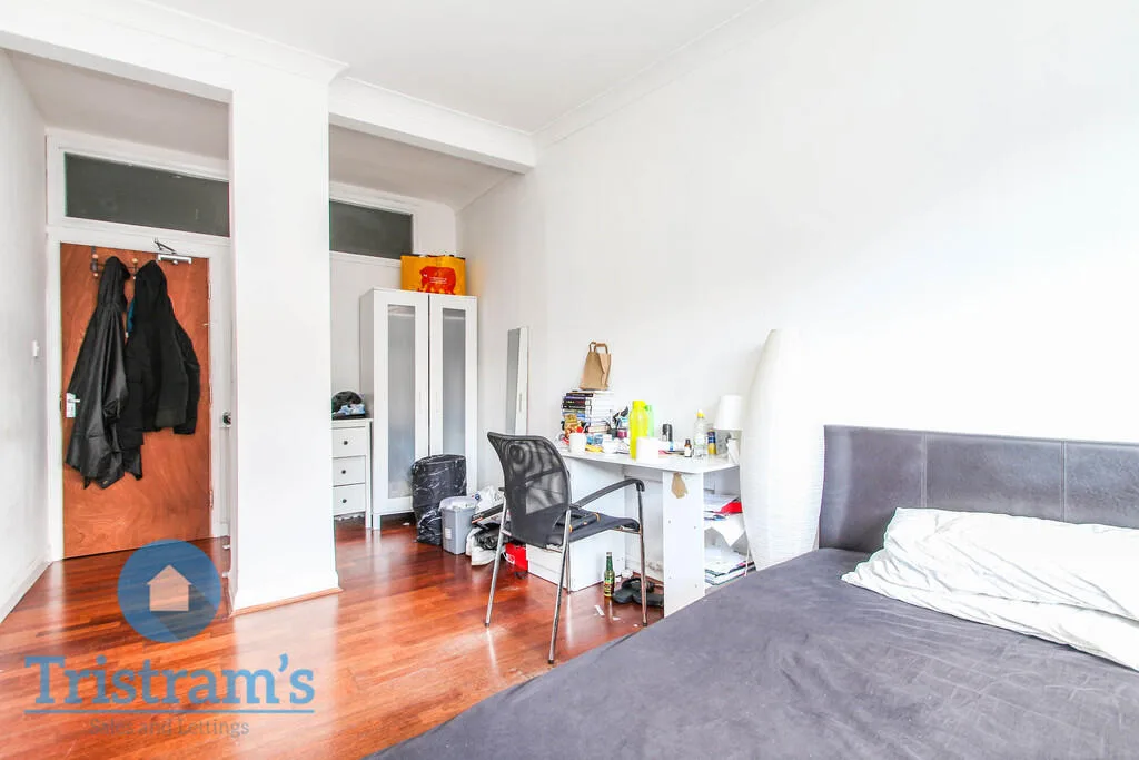 1 bedroom house share for rent