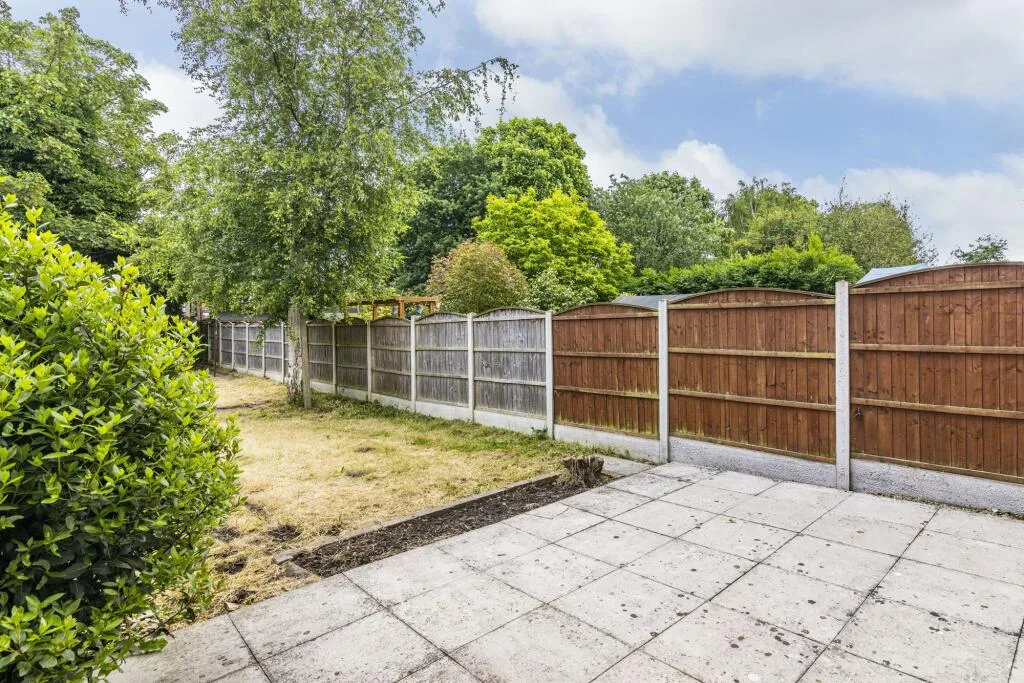 1 bedroom semi-detached house for rent