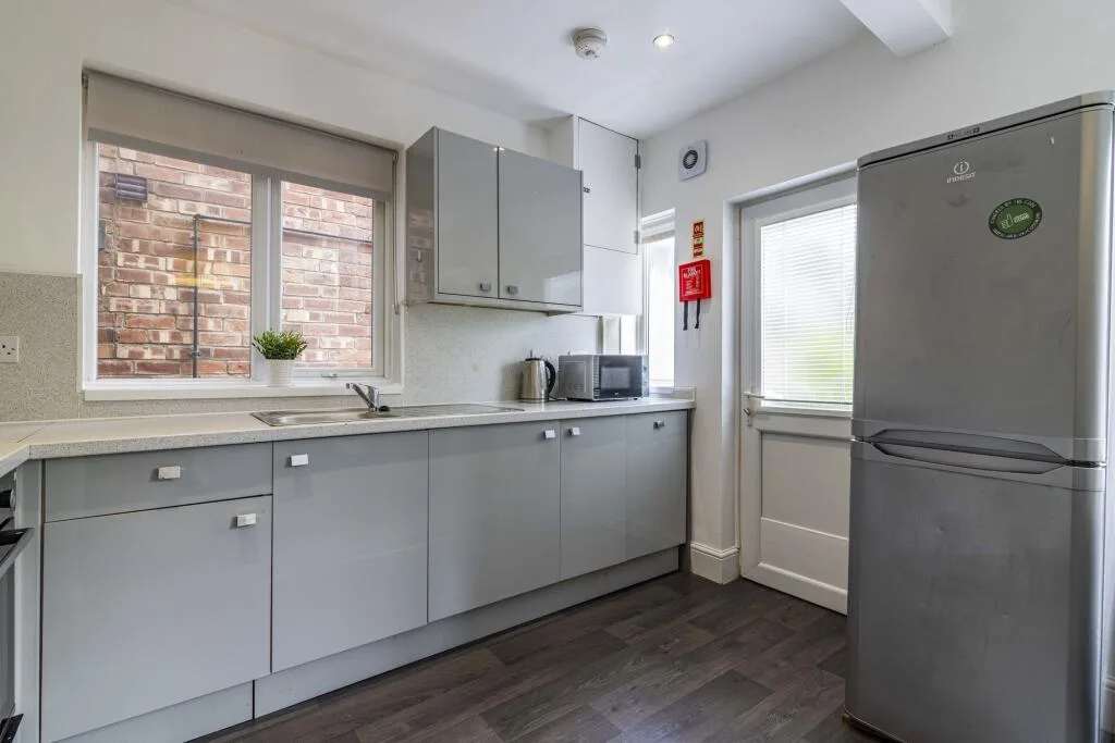 1 bedroom semi-detached house for rent
