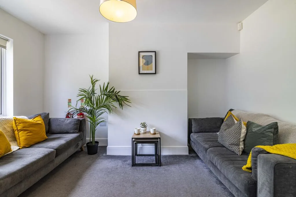 1 bedroom semi-detached house for rent