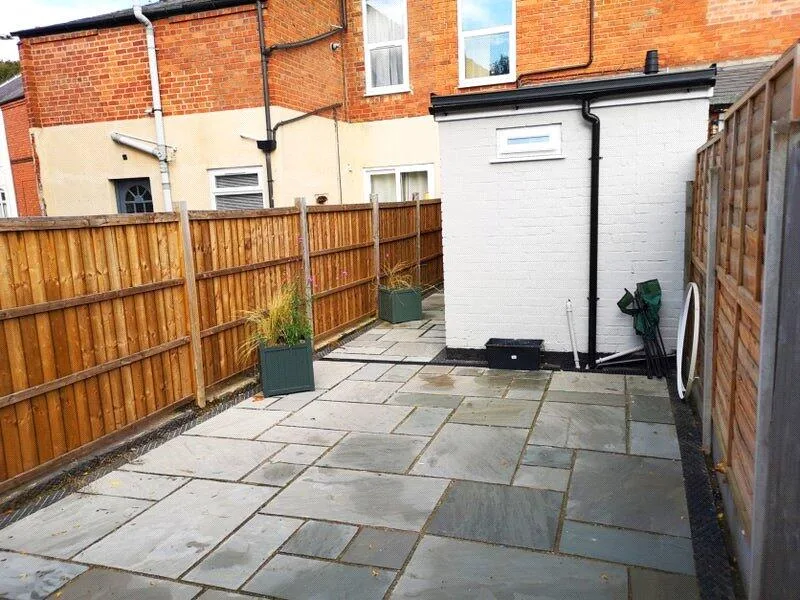 1 bedroom semi-detached house for rent