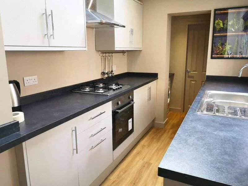1 bedroom semi-detached house for rent