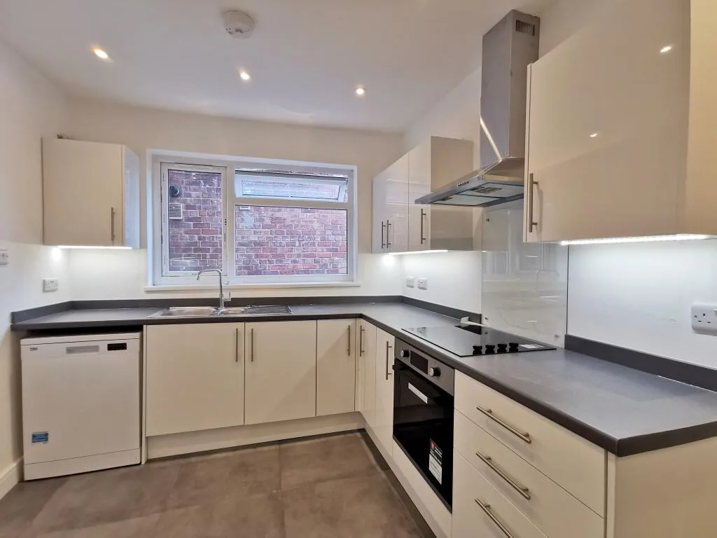 1 bedroom house for rent