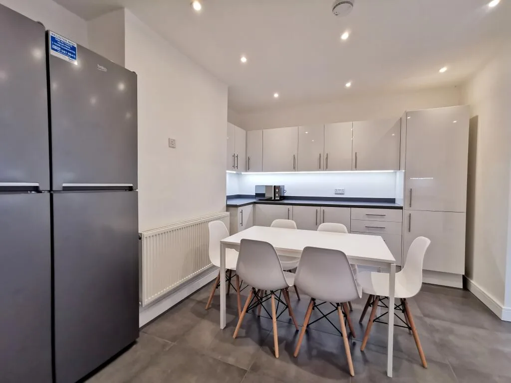 1 bedroom house for rent